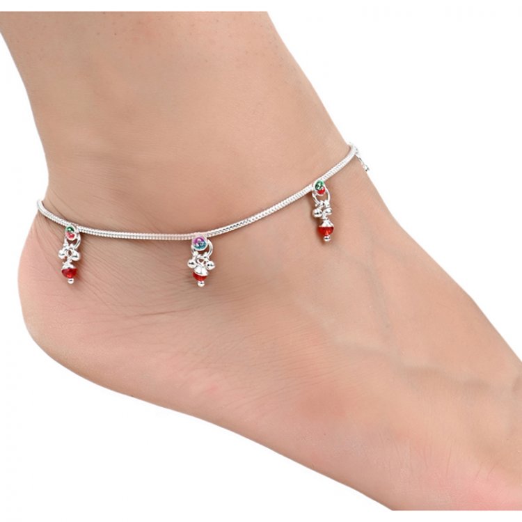AanyaCentric Silver Plated White Metal Anklets Payal Pair ACIA0014S