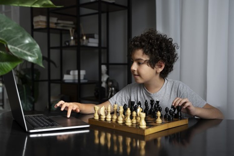 Online Chess Course: Improve Your Skills from Home