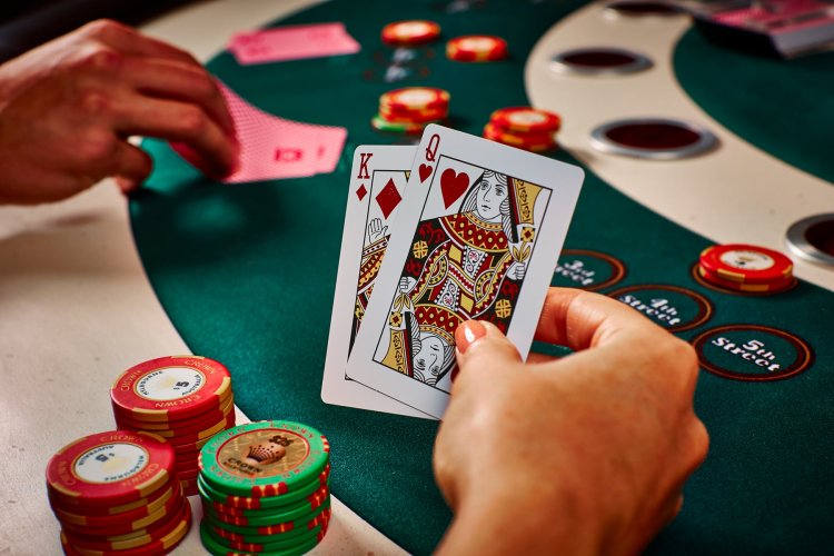 Play, Win, Repeat: The Thrills of Baccarat Online