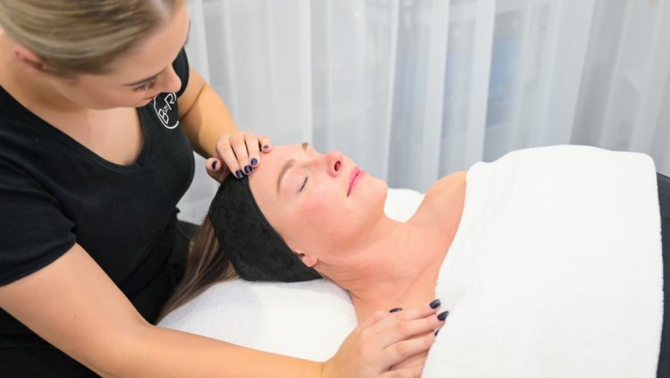 Why Extraction Facials Are a Must-Have in Your Skincare Routine