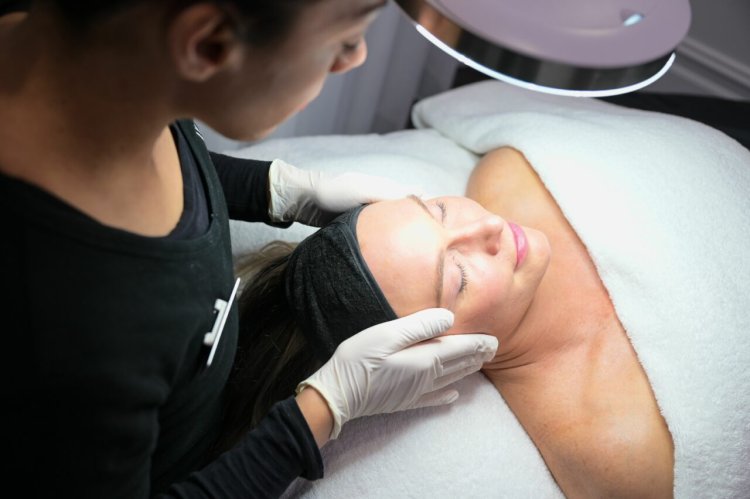 Say Goodbye to Wrinkles and Fine Lines: How Laser Face Facials Can Help