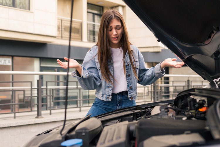 How to start the car when the battery is dead