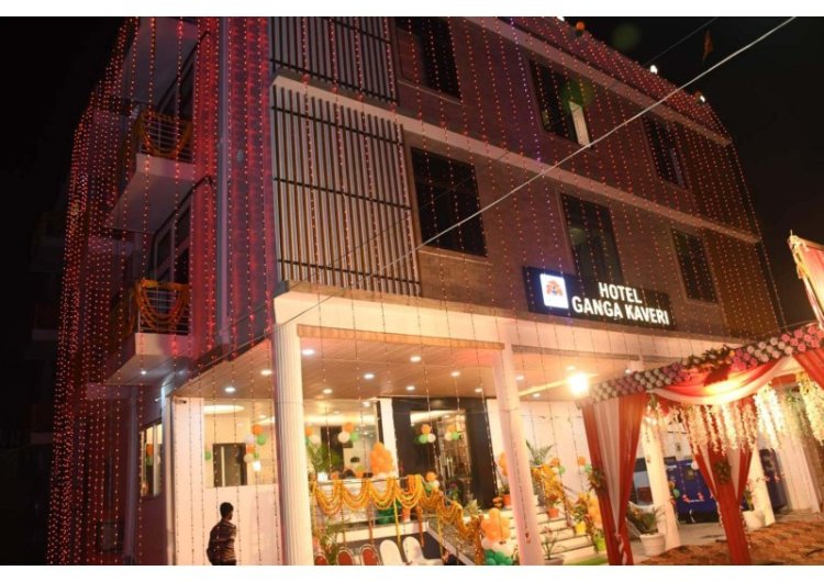 Best family hotels in Varanasi – Hotel Ganga Kaveri