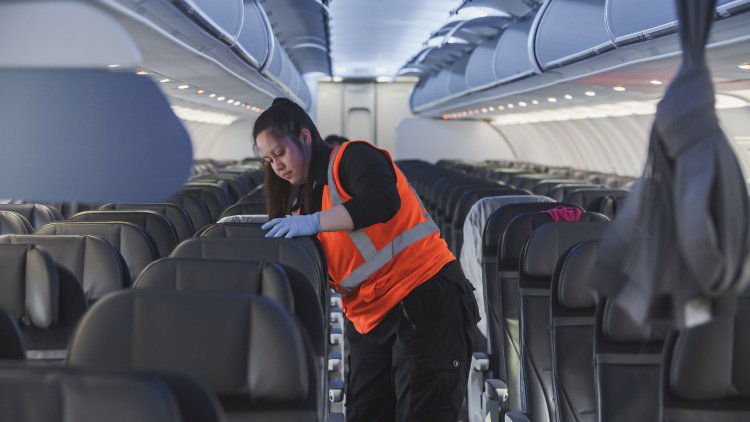 Exploring the Benefits of Overnight Cabin Cleaning Services