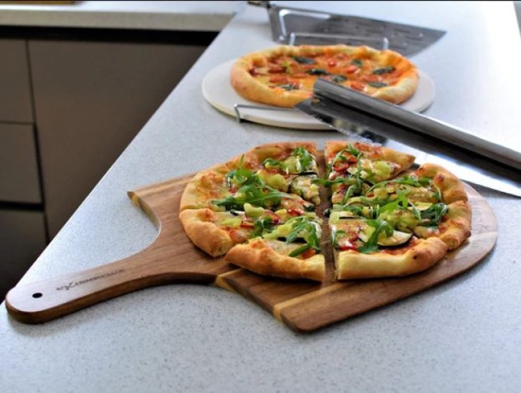 Premium Pizza Peels and Elegant Cheese Board Sets: Elevating Your Culinary Experience