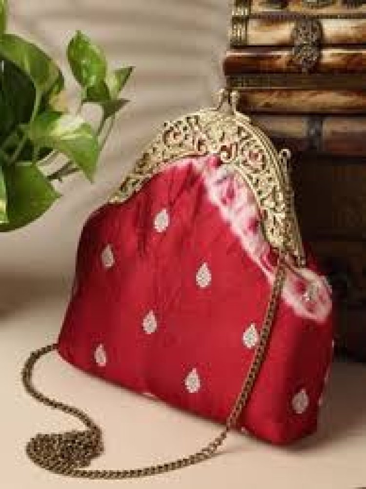Buy Best Designer Clutches Bags for Women Online in India