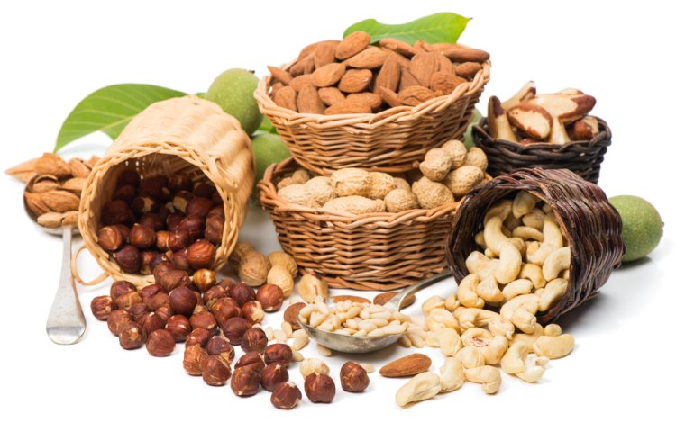 What Are the Recommended Nuts for Diabetics Individuals?