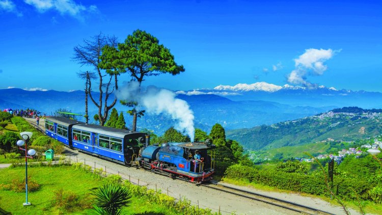 Plan a Wonderful Sikkim Darjeeling Tour with NatureWings - Book Now!