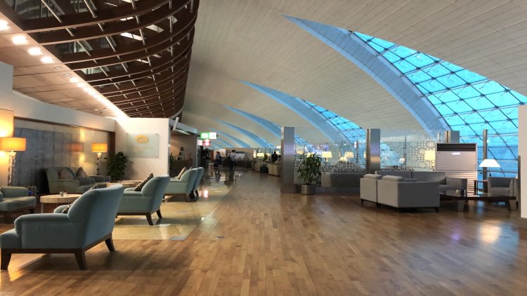 Miami Airport Lounges - Elevate Your Travel Experience