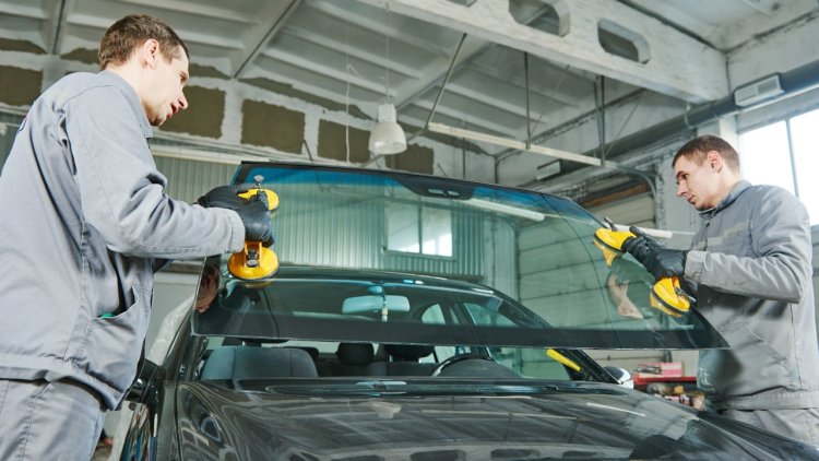 Calgary Windshield Replacement: Best in the Business