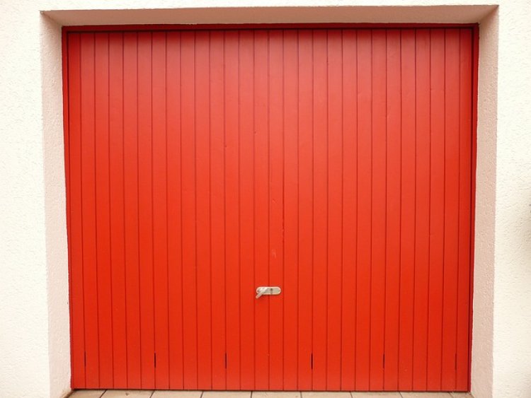 Garage Door Installation & Repair Services in Oakville