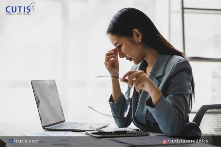 Working in an Office: How it Affects Your Skin