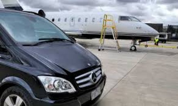 Luxury airport transfers Melbourne