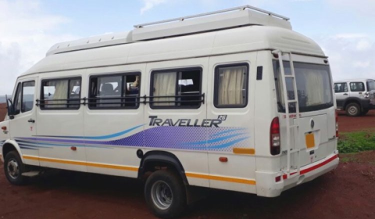 Explore Delhi in Comfort and Style: The Ultimate Tempo Traveller Adventure