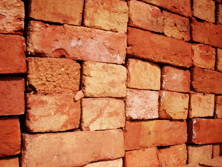 Red Brick vs. Clay Brick vs. Fly Ash Brick: Bricks Price in Pakistan