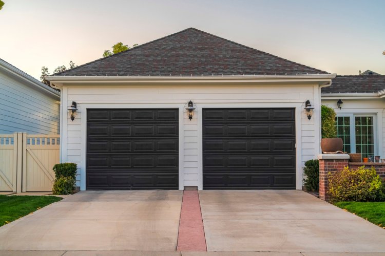 10 Ideas for Enhancing Your Garage Door Services