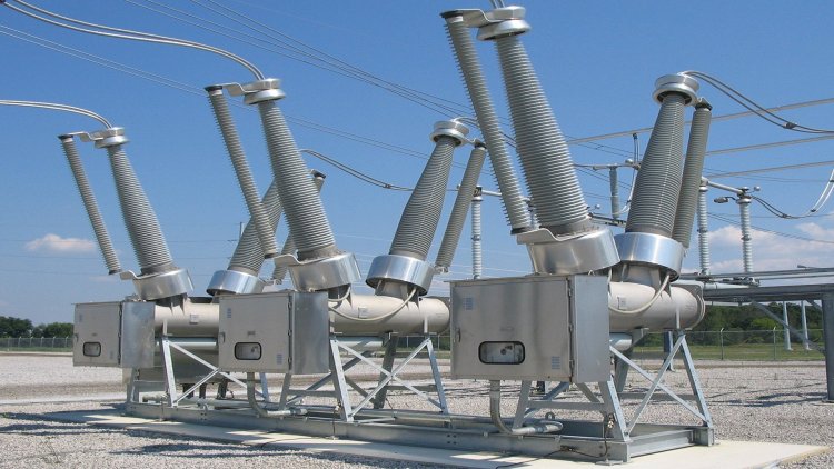 Gas Circuit Breaker Market Dynamics: Ensuring Reliable Power Distribution Solutions