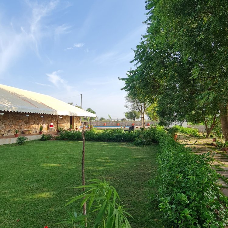 The Rustic Villa - Party Villa in Jaipur