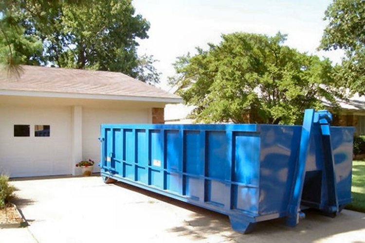 Avoiding Common Mistakes: Tips for Successful Dumpster Rental in Warwick RI