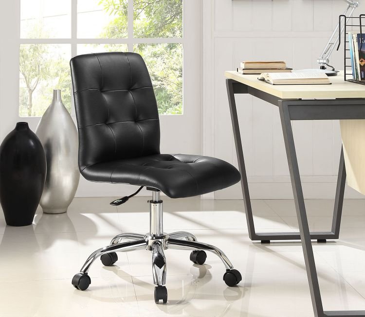 Upgrade Your Workspace with Up to 55% Off Office Chairs at Wooden Street’s Monsoon Sale
