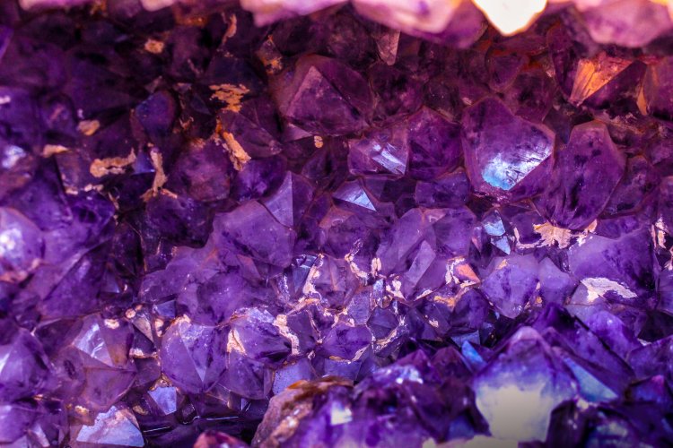 Quartz Market : Technology Advancements, Industry Insights, Trends And Forecast 2033