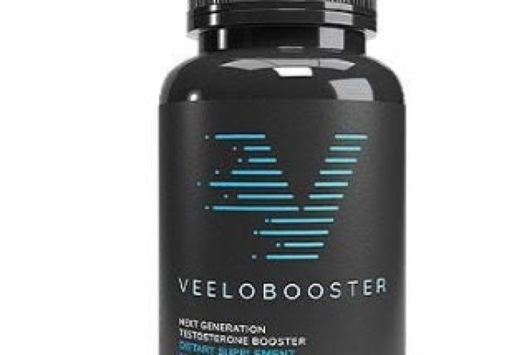 What kind of analytics does VeeloBooster provide?