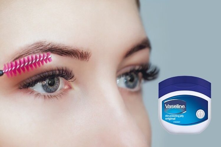 Does Vaseline help your eyelashes grow?