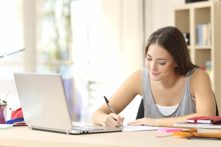 8 Efficient Assignment Writing Tips For Students