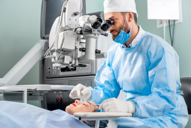 Is laser eye surgery good for astigmatism?﻿