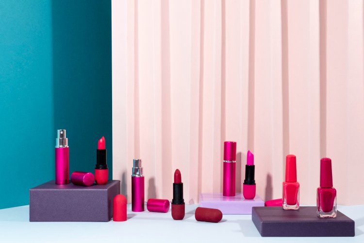 Lip Gloss Market Statistics, Analysis And Overview 2024-2033