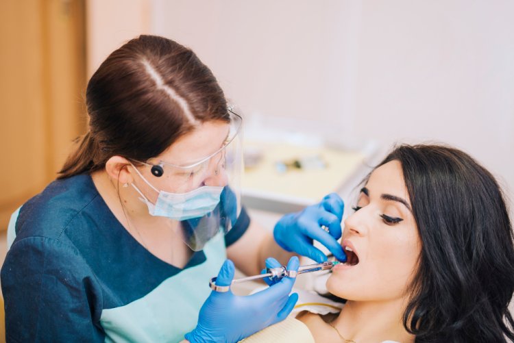 How to Choose the Right Cosmetic Dental Treatment for You?