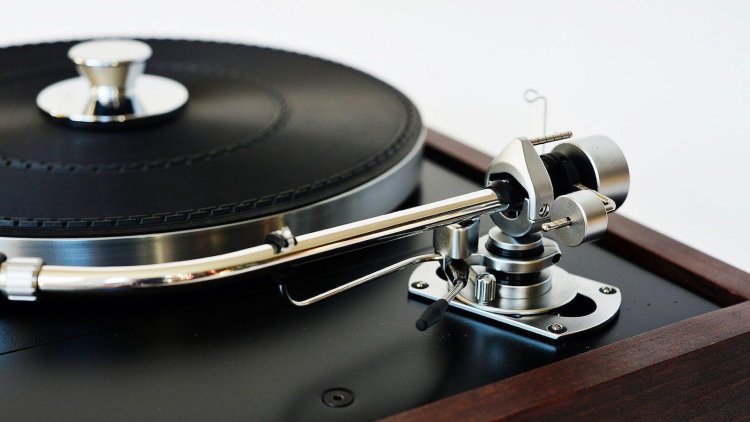 Breathing New Life into the Classics: A Guide to Reviving Vintage Turntables by Joseph Sutton