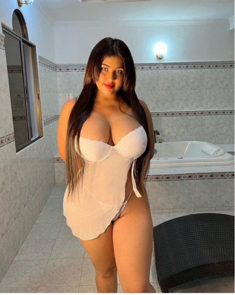 Call Girls In Munirka Delhi9711233777 Shot 2000 Night 8000