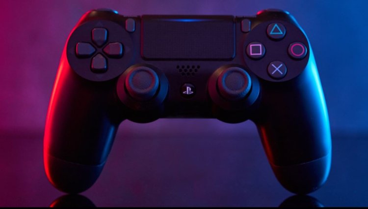 We repair PlayStation 4 {PS4} gamepads