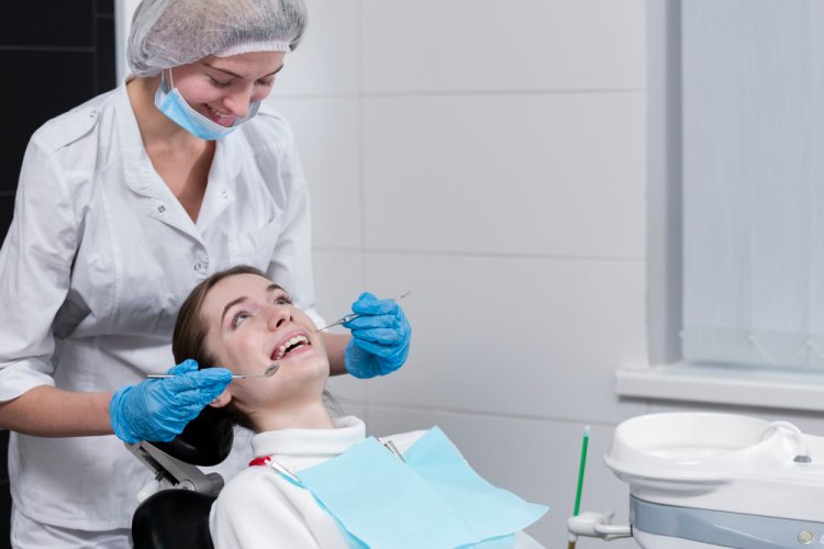 How Can Modern Dental Services Transform Smiles Through Cosmetic Dentistry?