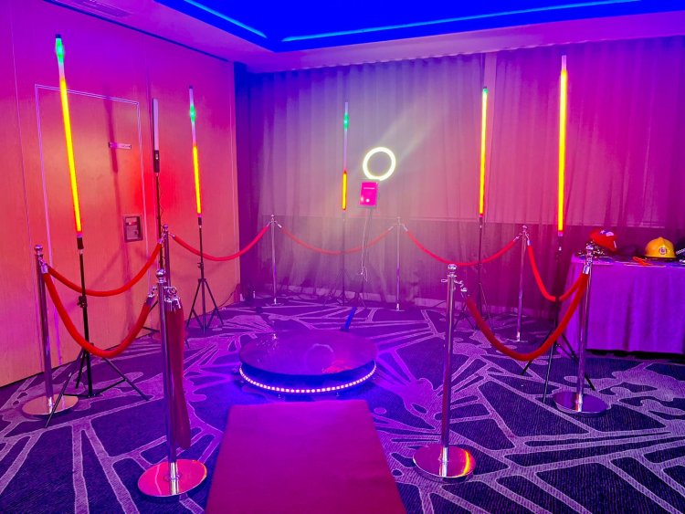 The Ultimate Guide to 360 Video Booths | A Revolutionary Experience