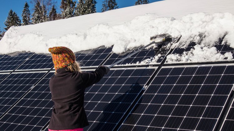 How to Maximize Solar Power Generation During Winter Months