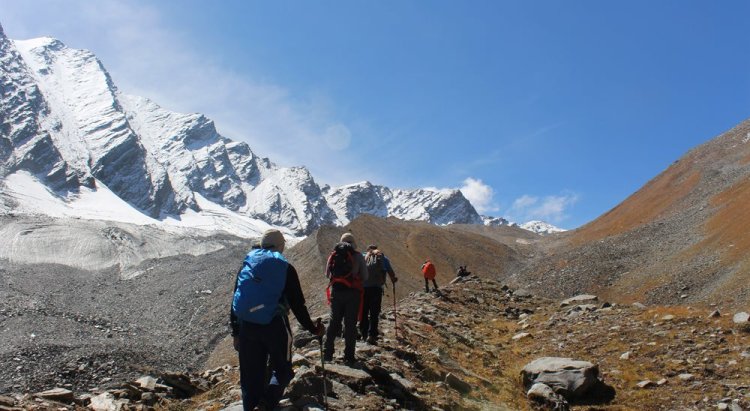 Bali pass trek