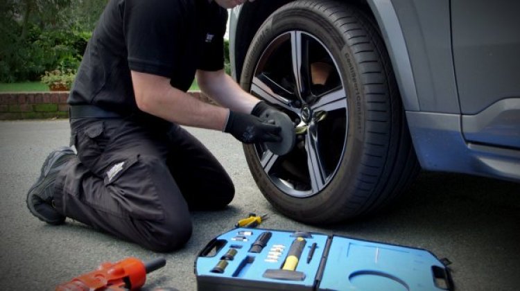 Emergency Tyre Fitting Service: Why You Need the Experts at NyumahMobileTyres247