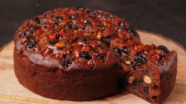 Why Christmas Plum Cake is a Holiday Tradition You Can’t Miss