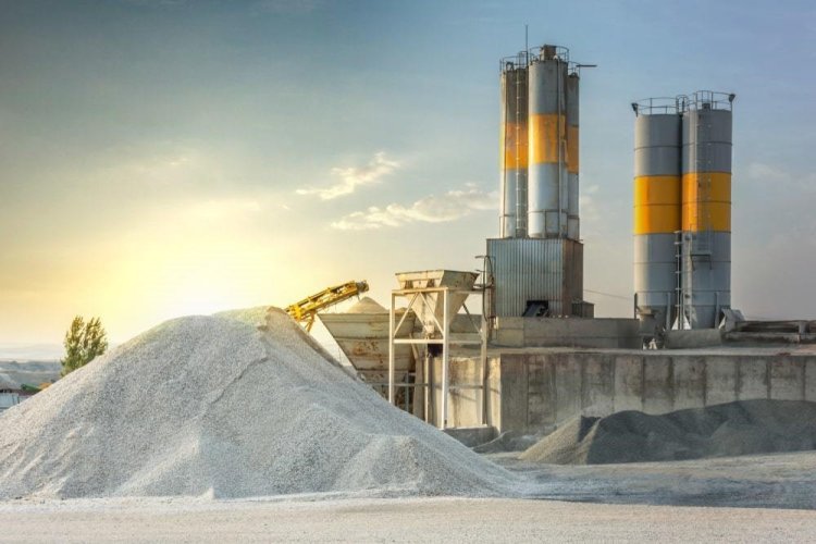 Building Blocks of Dubai: The Crucial Role of Cement and Sand Suppliers