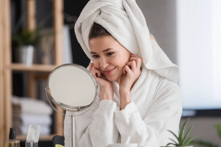 7 Simple Ways to Level Up Your Skincare Routine This 2025