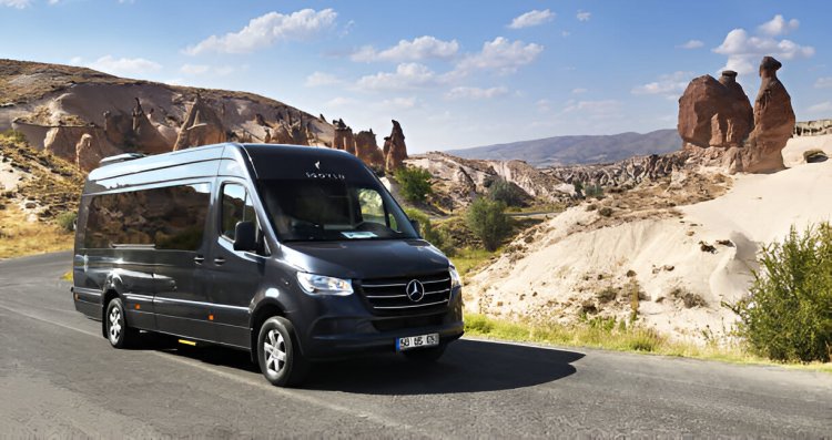 How to Choose the Best Mercedes Sprinter Rental Service in Qatar