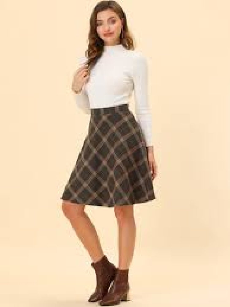 Exploring the Charm of Knee-Length Tartan Skirts