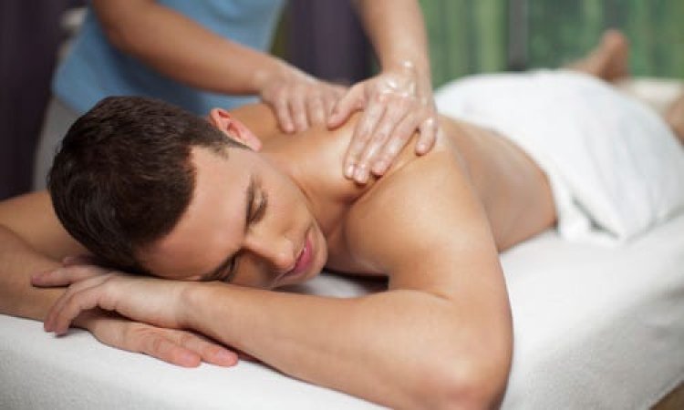 Experience Ultimate Relaxation Female To Male Body Massage at Zaara Spa 8828825518