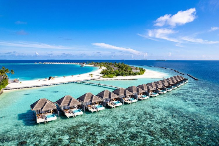 The Ultimate Guide to the Best 5-Star Hotels in the Maldives