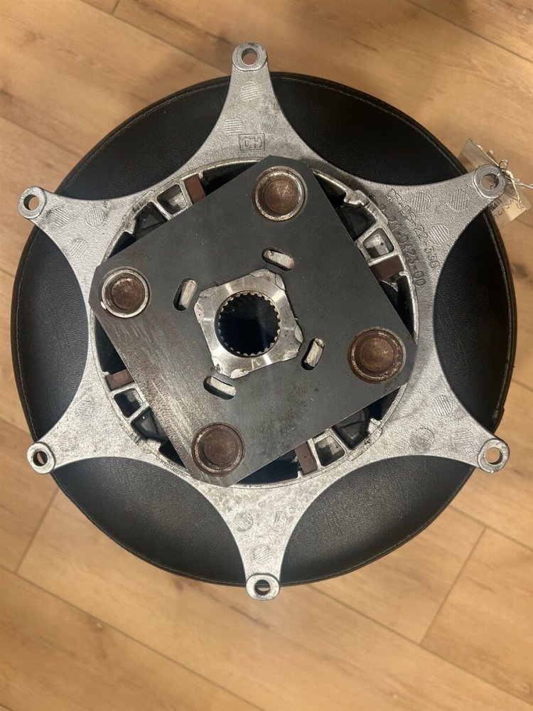 all kinds of CATERPIILLAR final drive components
