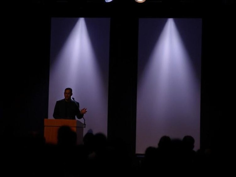 How Motivational Speakers Encourage Mental Health Awareness in the Workplace
