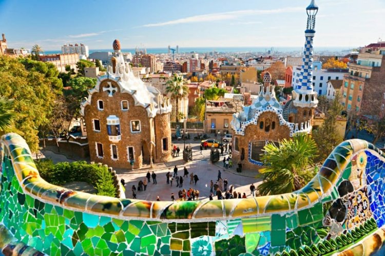 Unlock Gaudi's Masterpiece: Your Guide to Park Güell Tickets (and How to Skip the Line!)