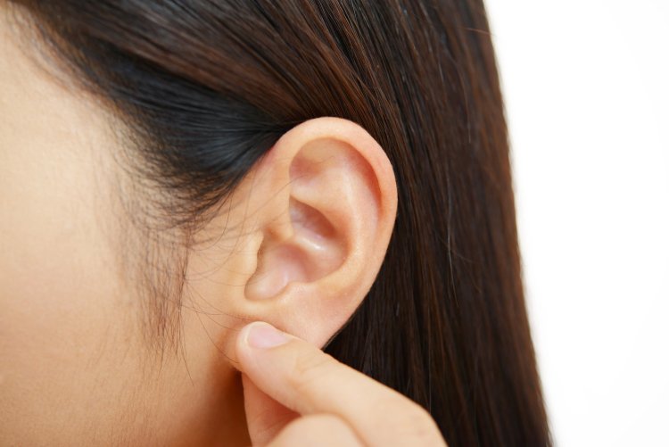 Fashion vs. Health: The Risk of Heavy Earrings